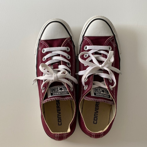 Converse Shoes - Converse low top in plum